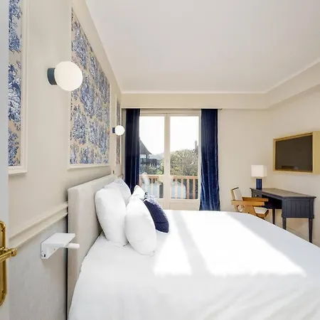 Luxueux Vue Mer A Avec Services Apartamento *